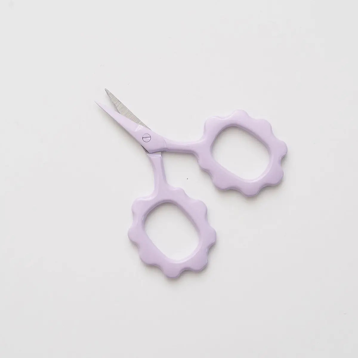 Scallop Handle Embroidery Scissors