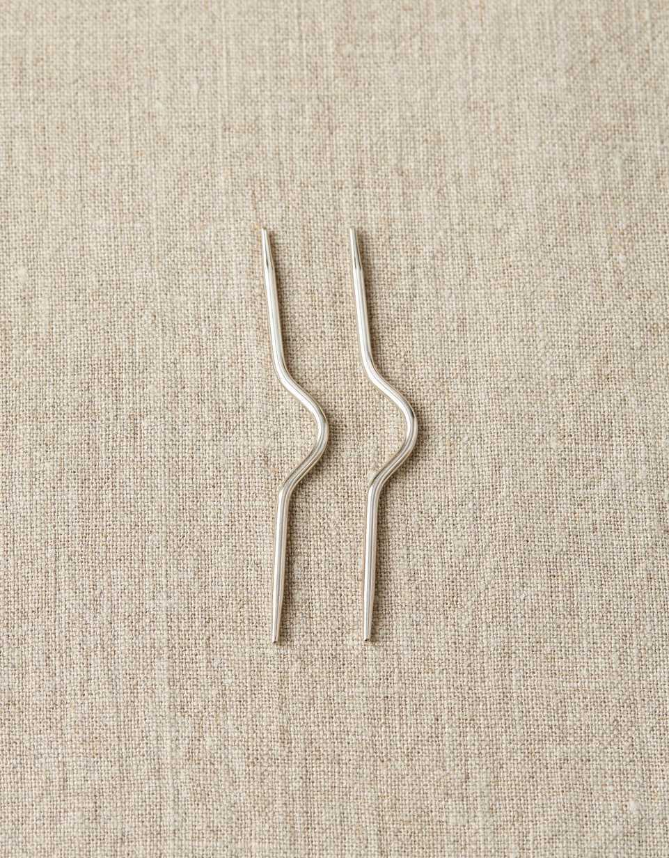 Curved Cable Needle
