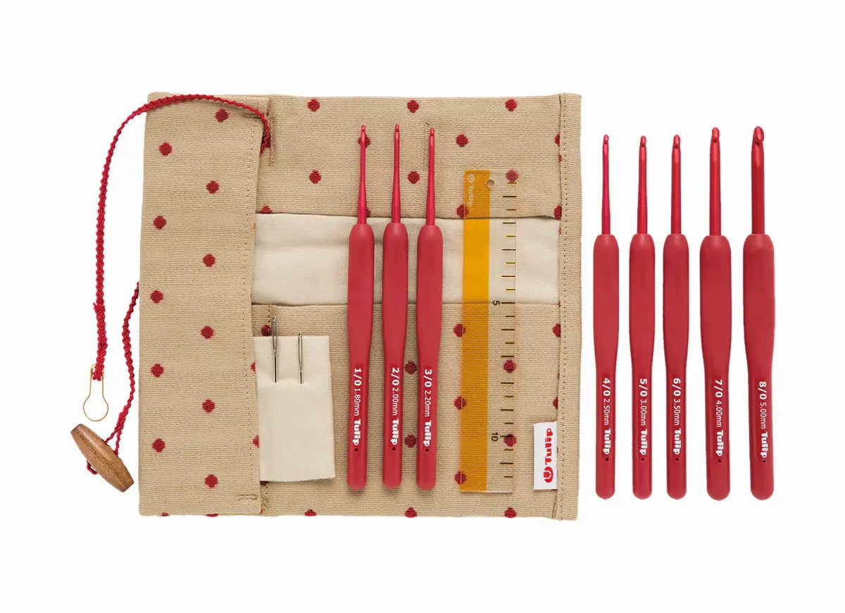 Etimo Red Crochet Hook Set with Cushion Grip