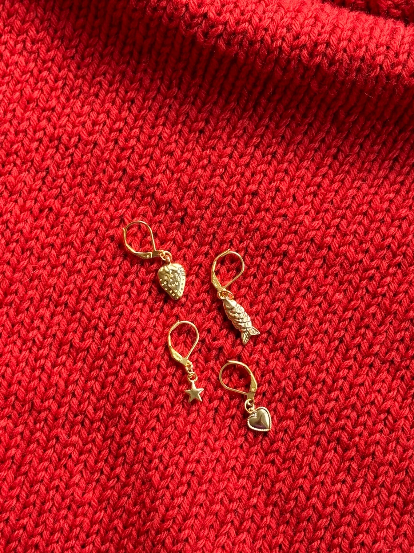 Gold things stitch marker set