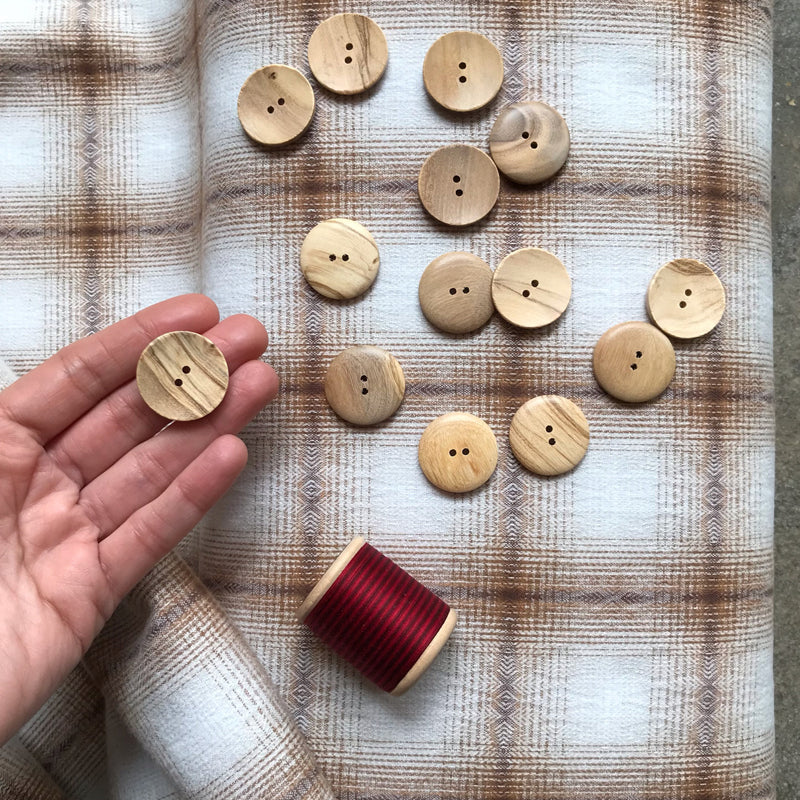 Retrosaria Wooden Button